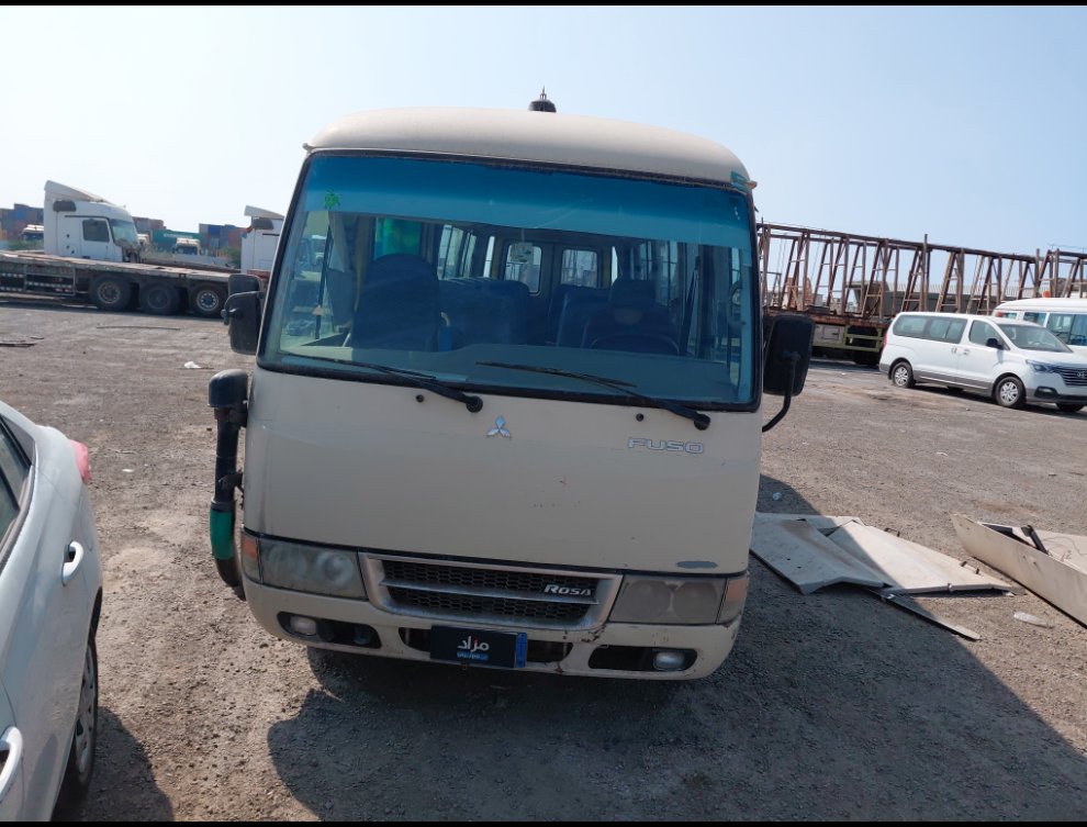 Mitsubishi Fuso  2015