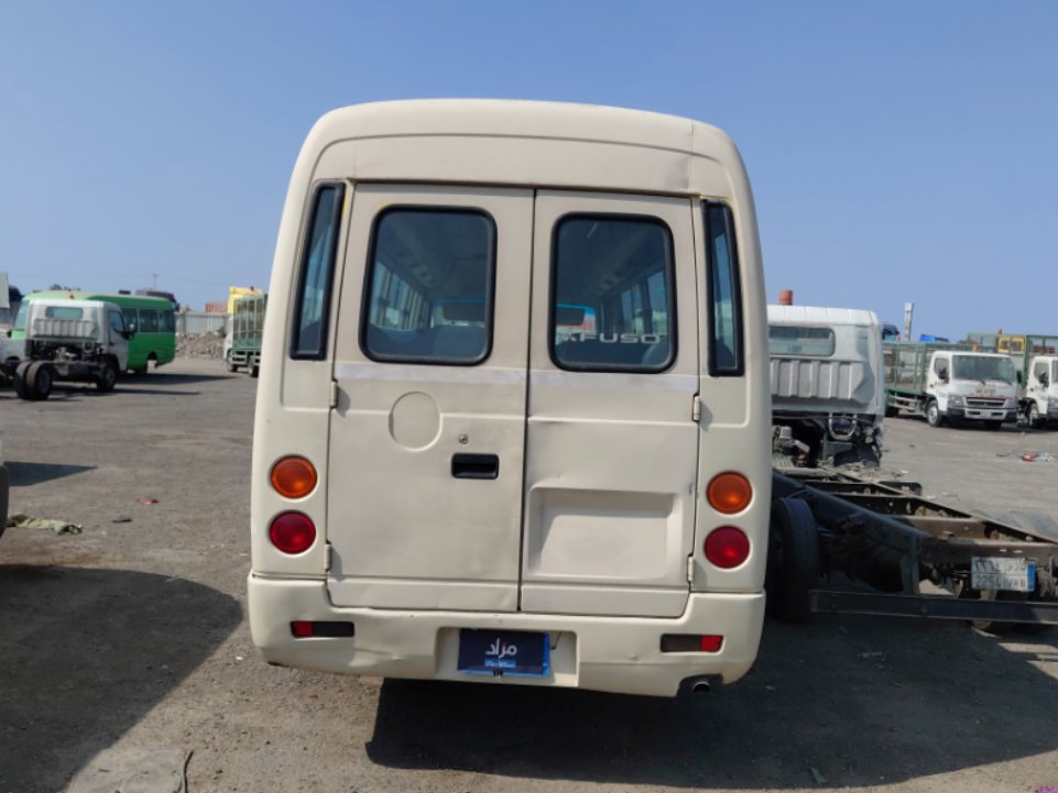 Mitsubishi Rosa  2015 image