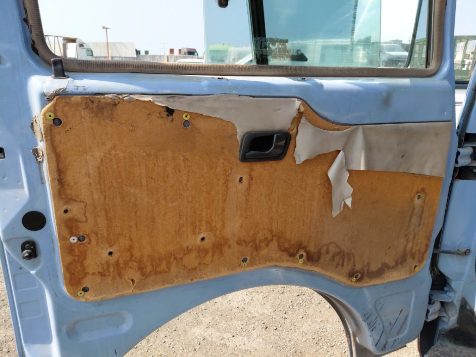 Mitsubishi Rosa  2013 image