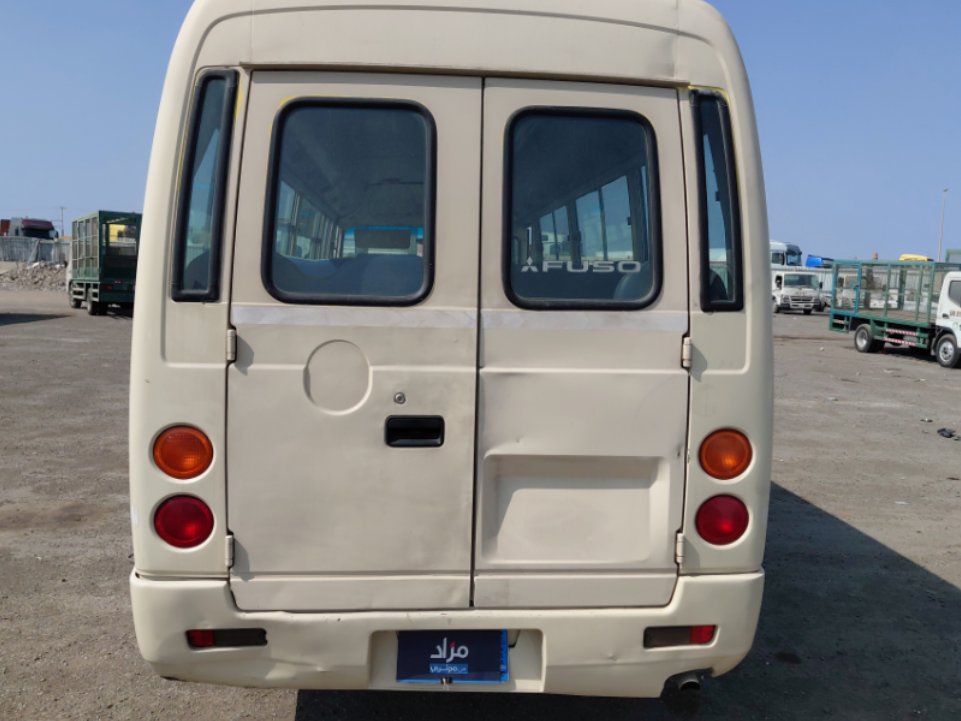 Mitsubishi Rosa  2015 image