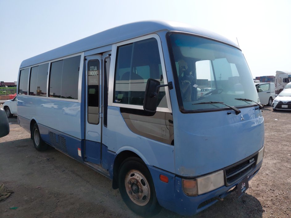 Mitsubishi Rosa  2013 image