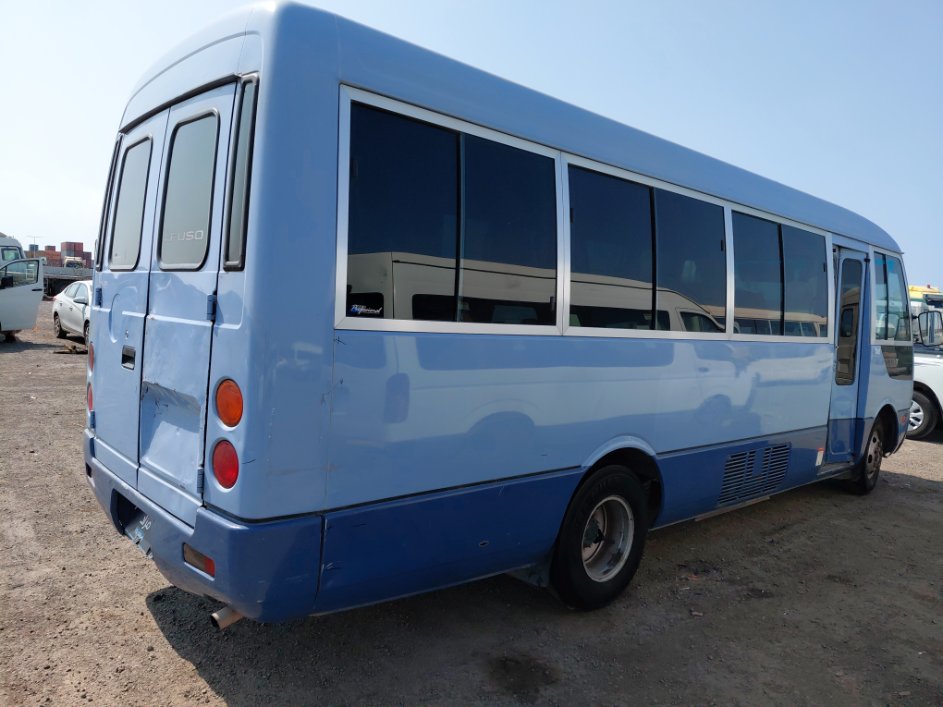 Mitsubishi Rosa  2013 image