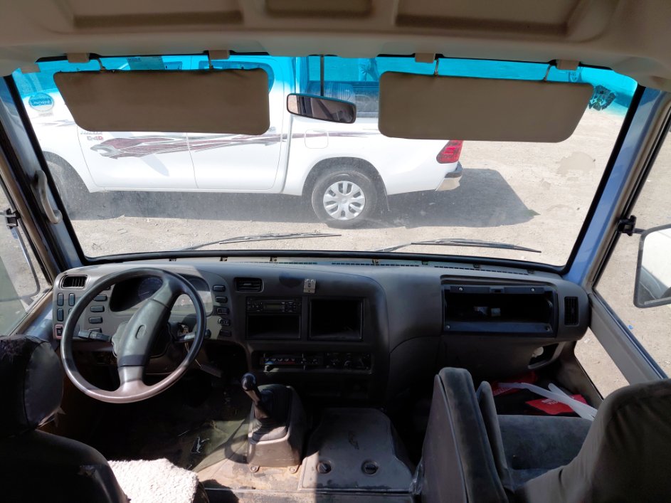 Mitsubishi Rosa  2013 image