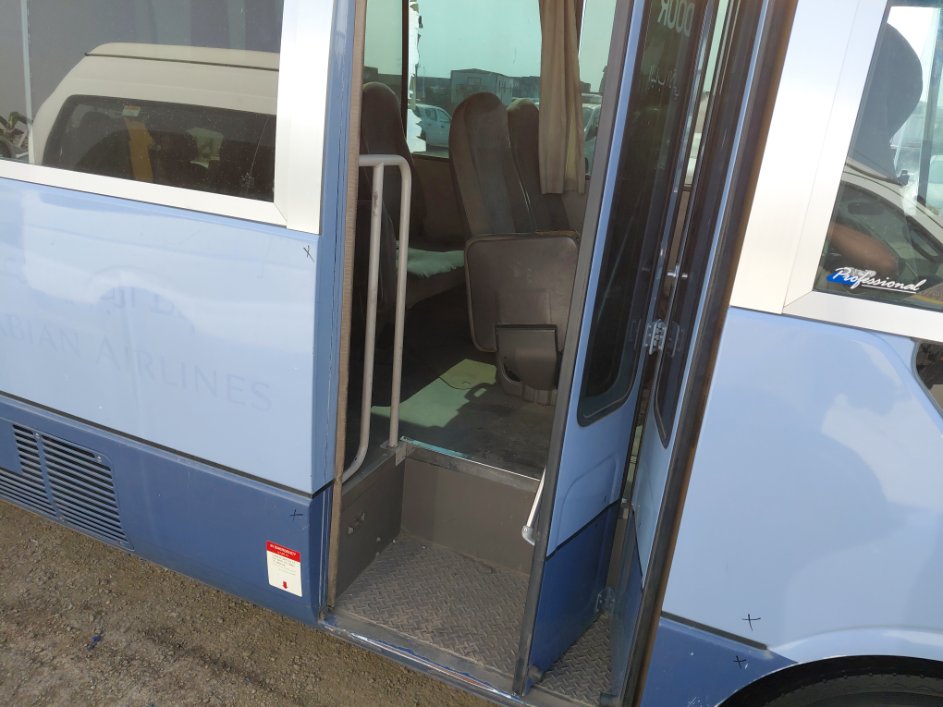 Mitsubishi Rosa  2013 image