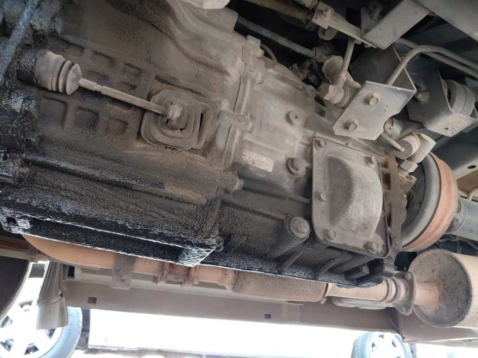 Mitsubishi Rosa  2013 image