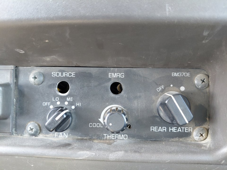 Mitsubishi Rosa  2015 image