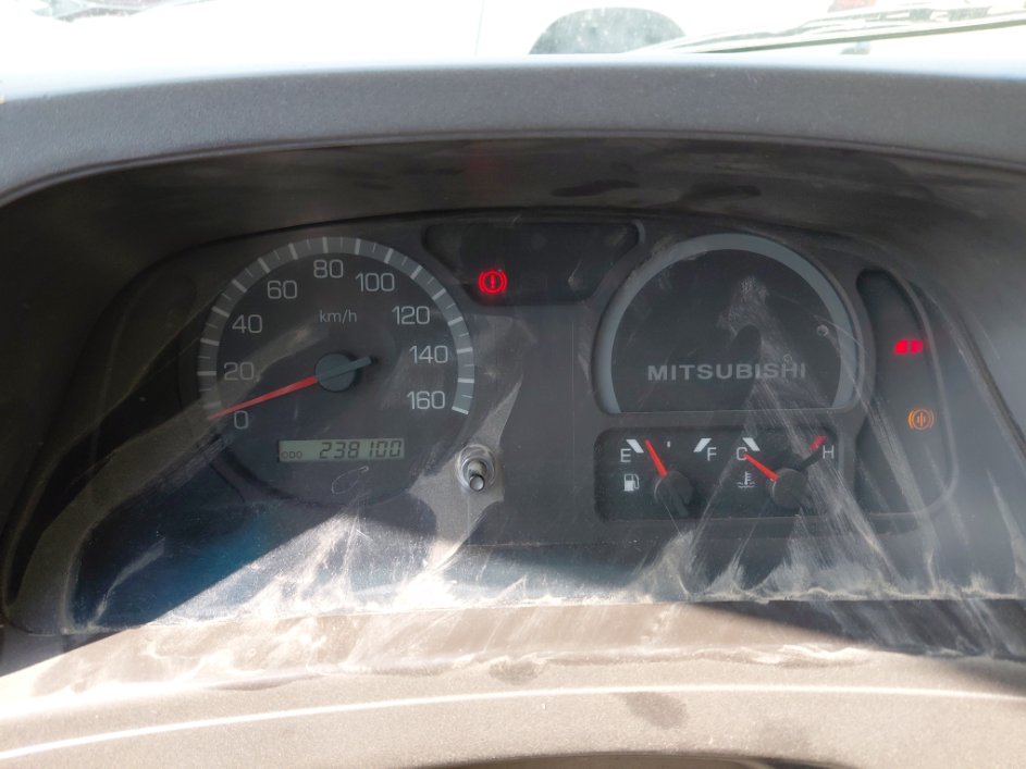 Mitsubishi Rosa  2013 image