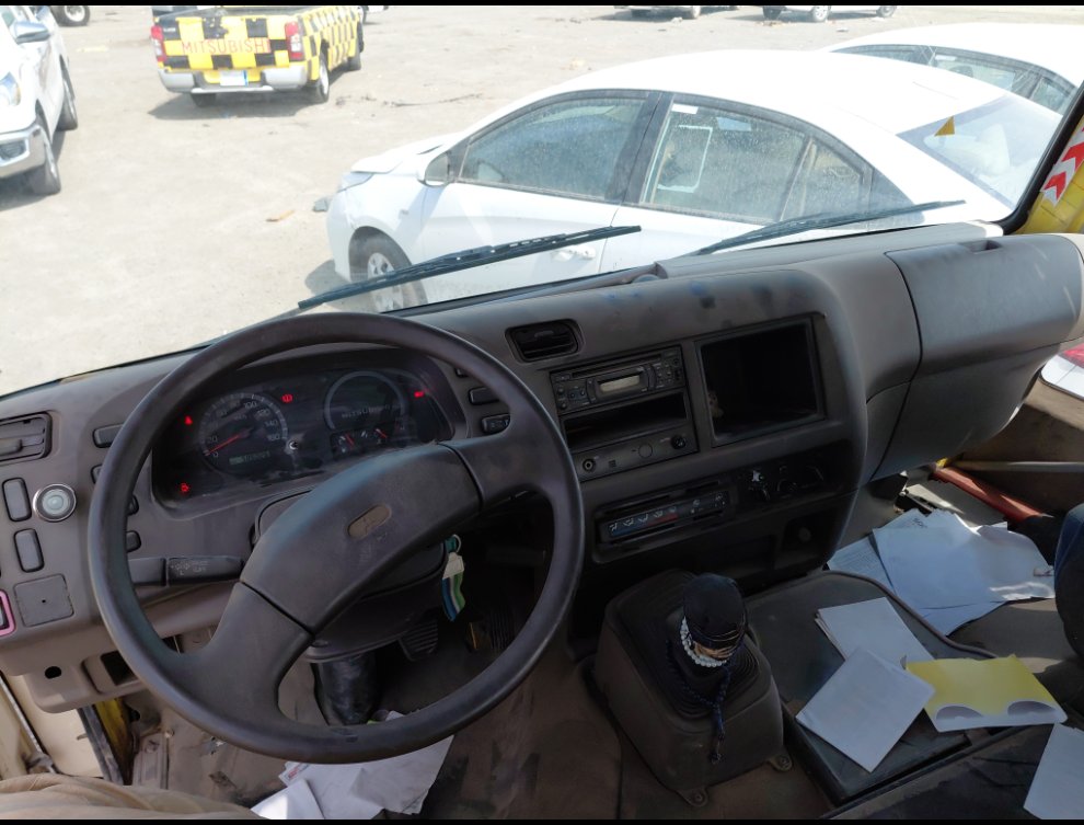 Mitsubishi Fuso  2015 image