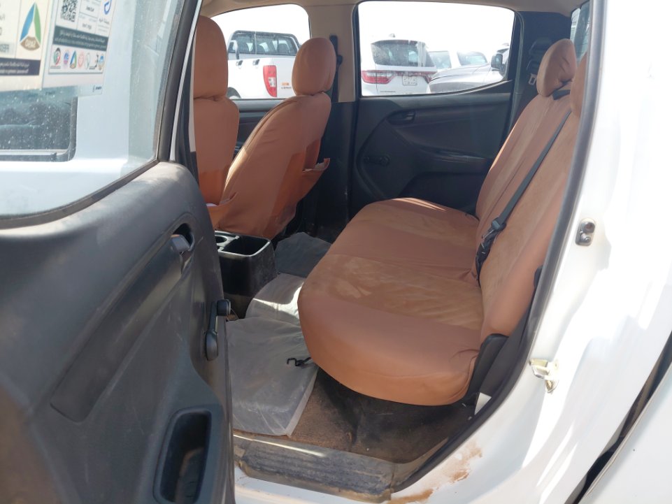 Isuzu D MAX 2x4 2021 image