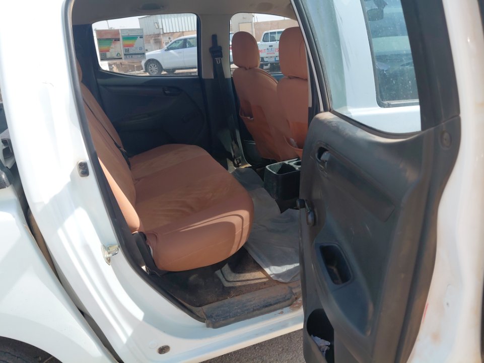 Isuzu D MAX 2x4 2021 image