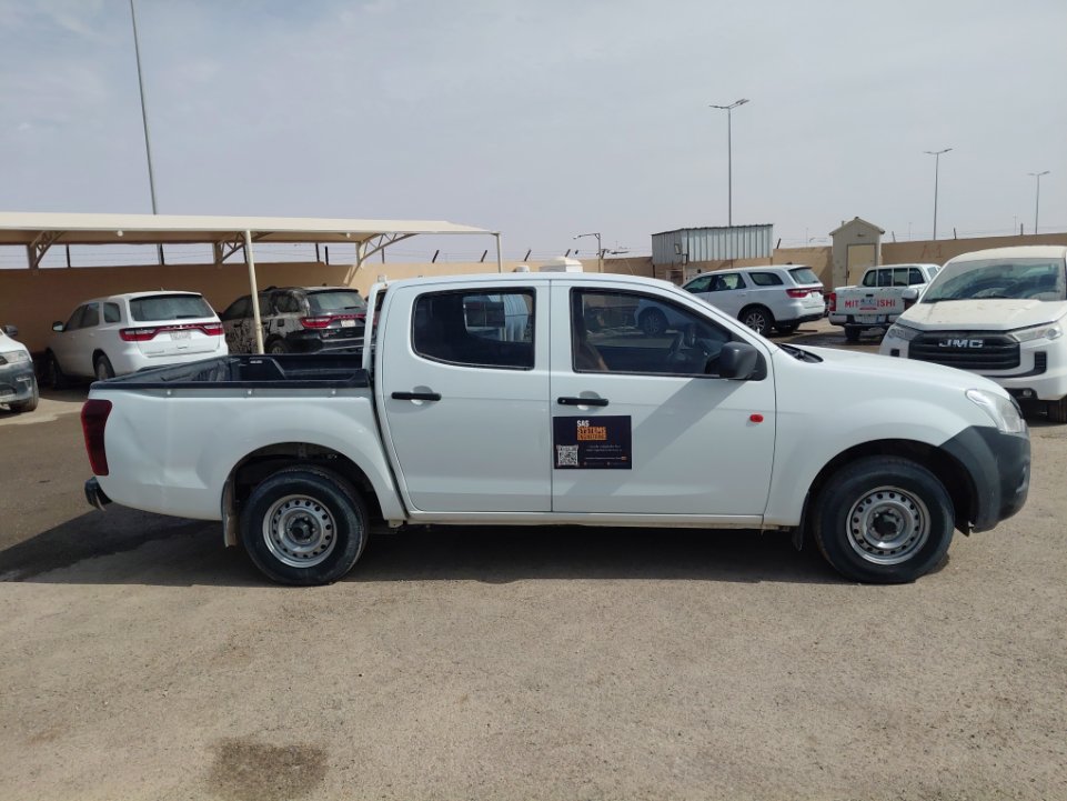 Isuzu D MAX 2x4 2021 image