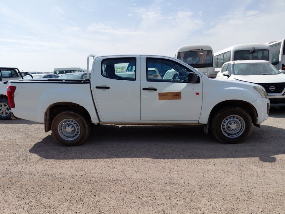 Isuzu D MAX 4x4 2022 image