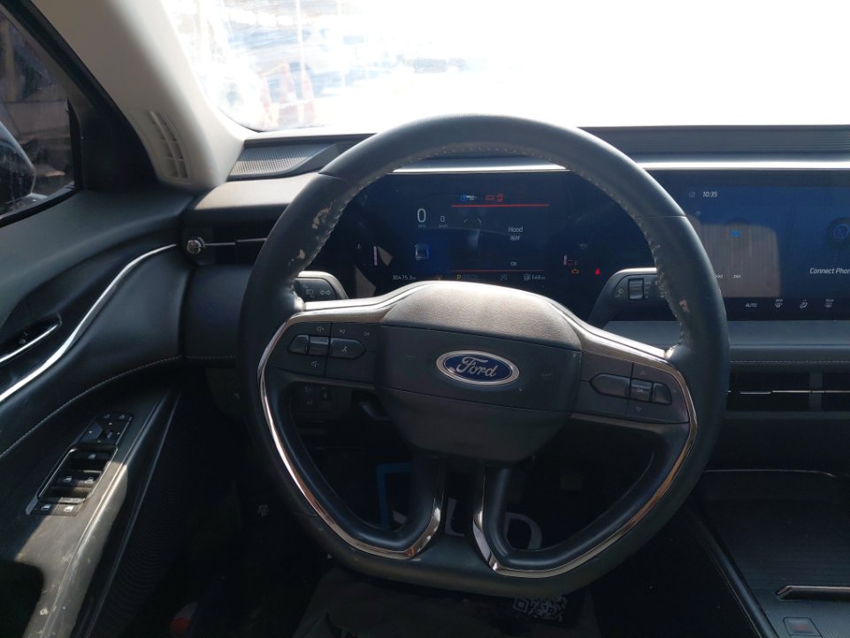 Ford Taurus  2023 image