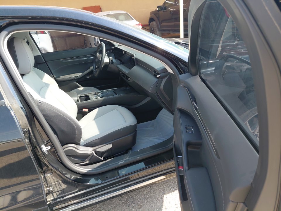 Ford Taurus  2023 image