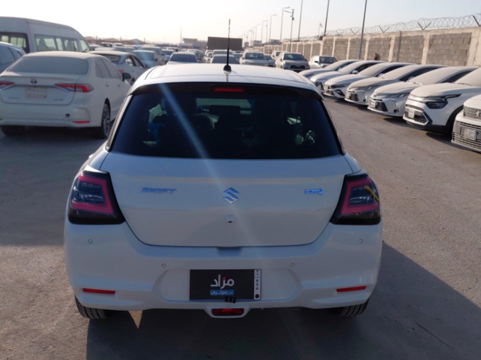 Suzuki SWIFT GL 2025 image