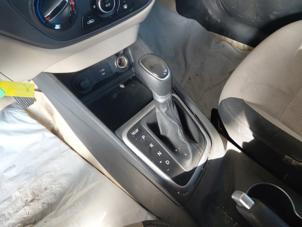 Hyundai Accent GL 2022 image