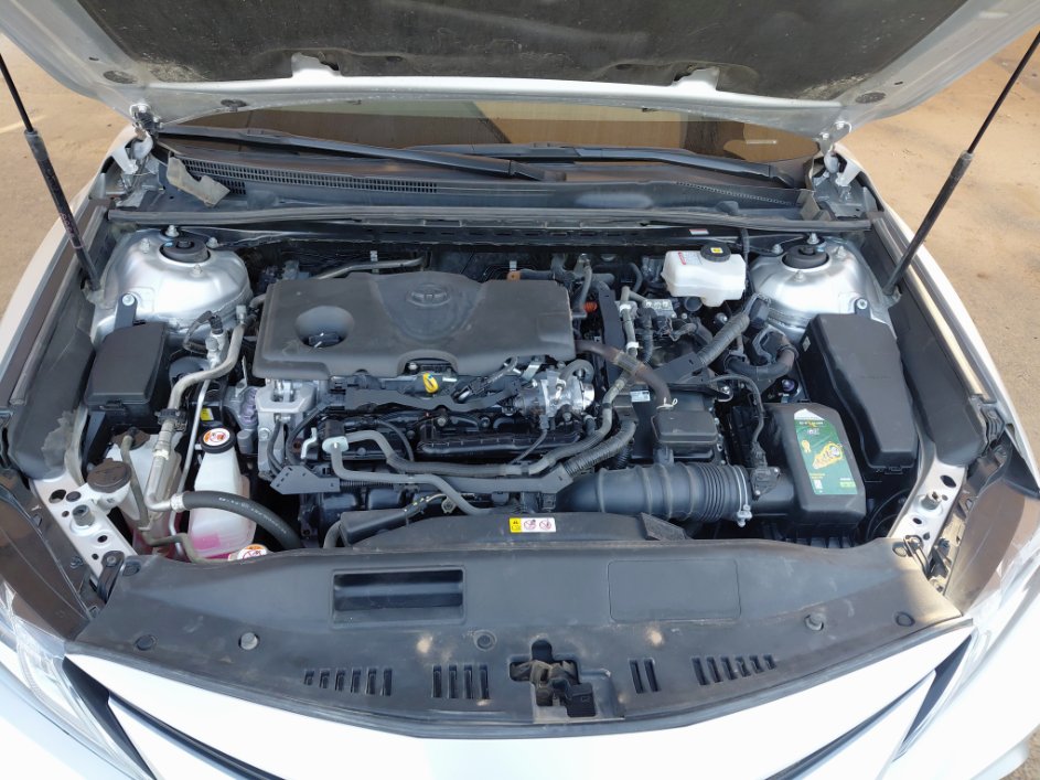 Toyota Camry GLE HEV  2023 image