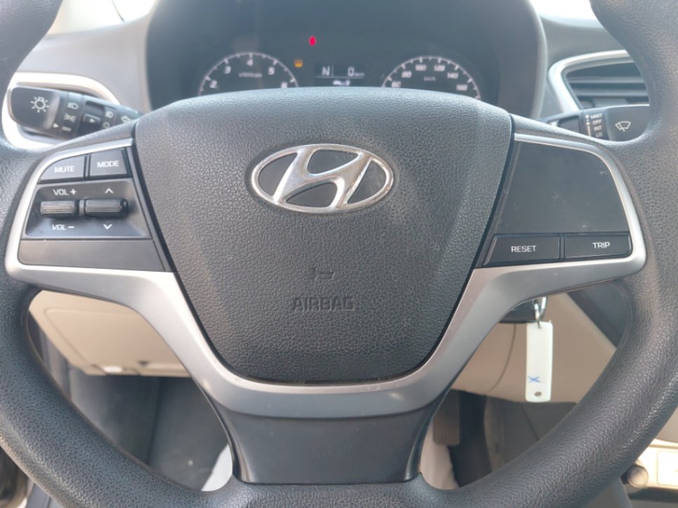 Hyundai Accent GL 2022 image