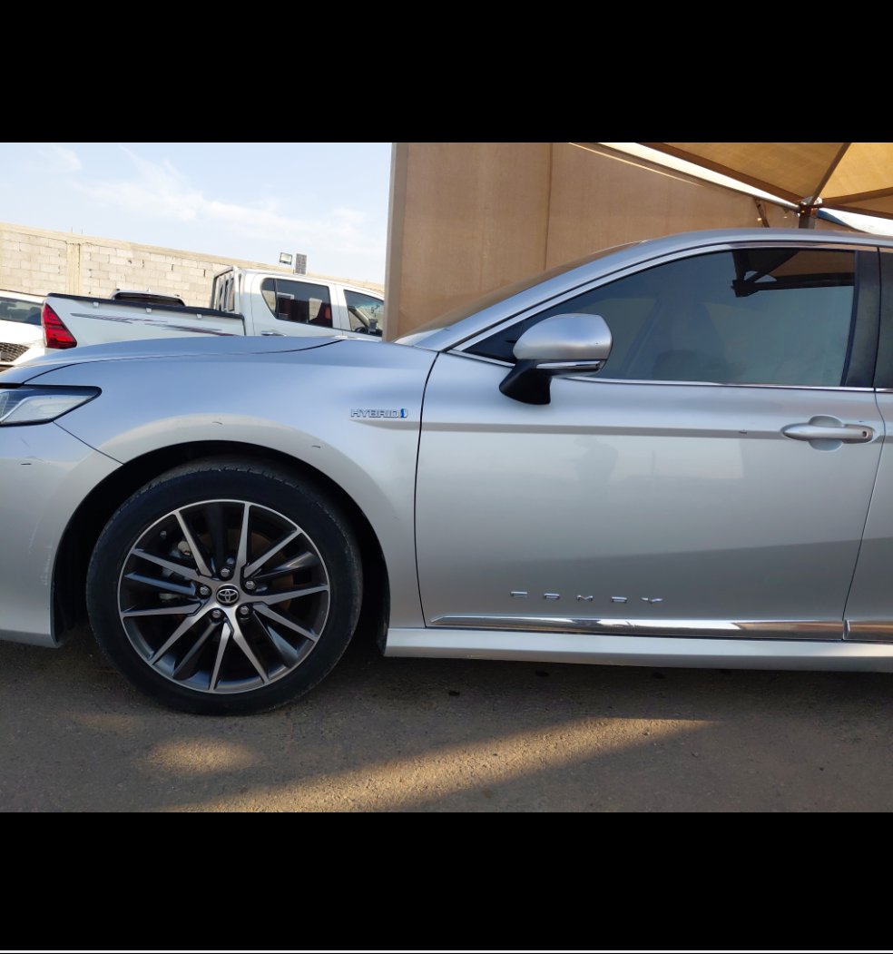 Toyota Camry GLE HEV  2023 image
