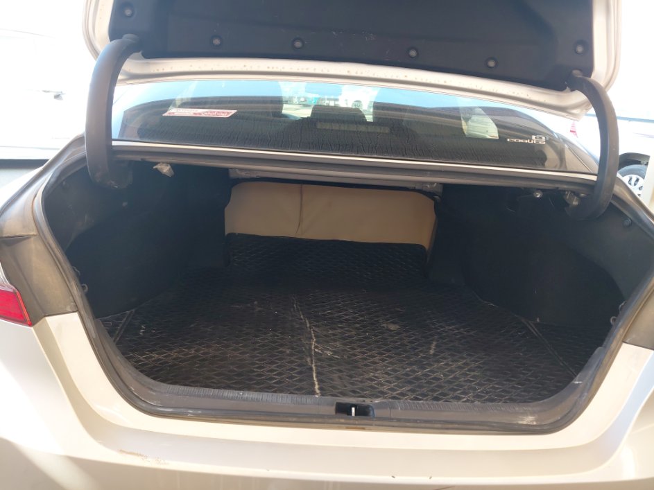 Toyota Camry GLE HEV  2023 image