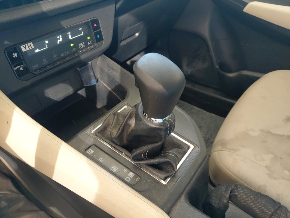 Toyota Yaris SD Y 2024 image