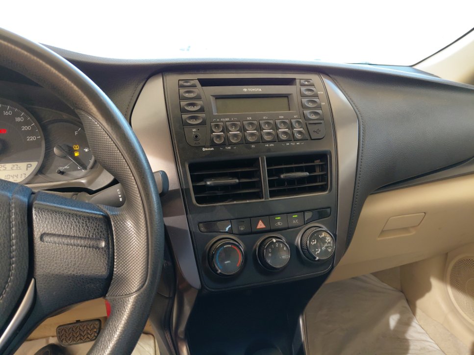 تويوتا يارس SD Y FLT 2021 image