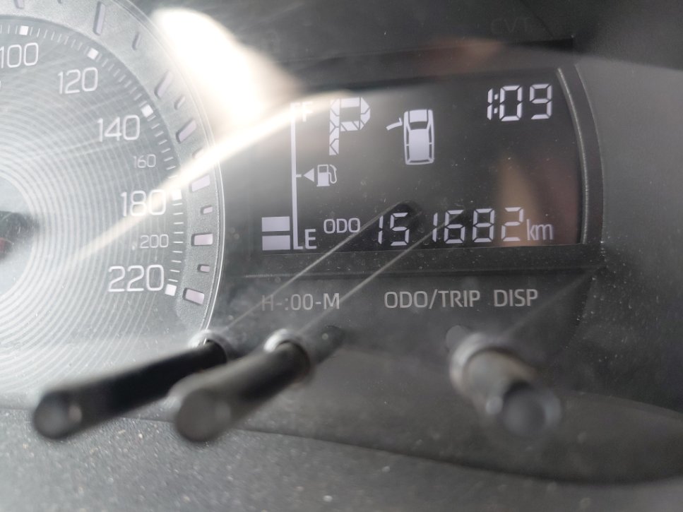 تويوتا يارس SD Y 2023 image