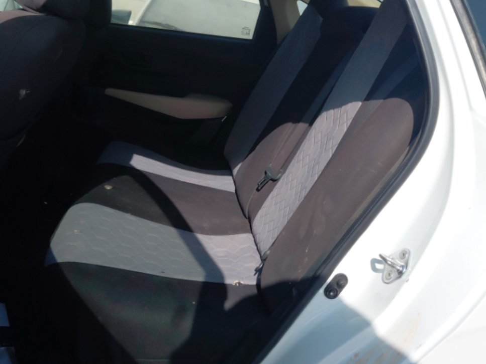 تويوتا يارس SD Y 2023 image