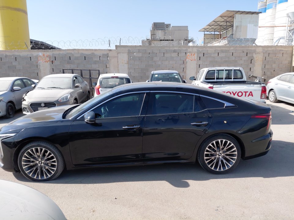 فاو بيستون B70 بريميم 2023 image