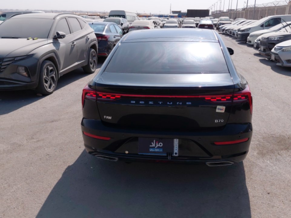 فاو بيستون B70 بريميم 2023 image