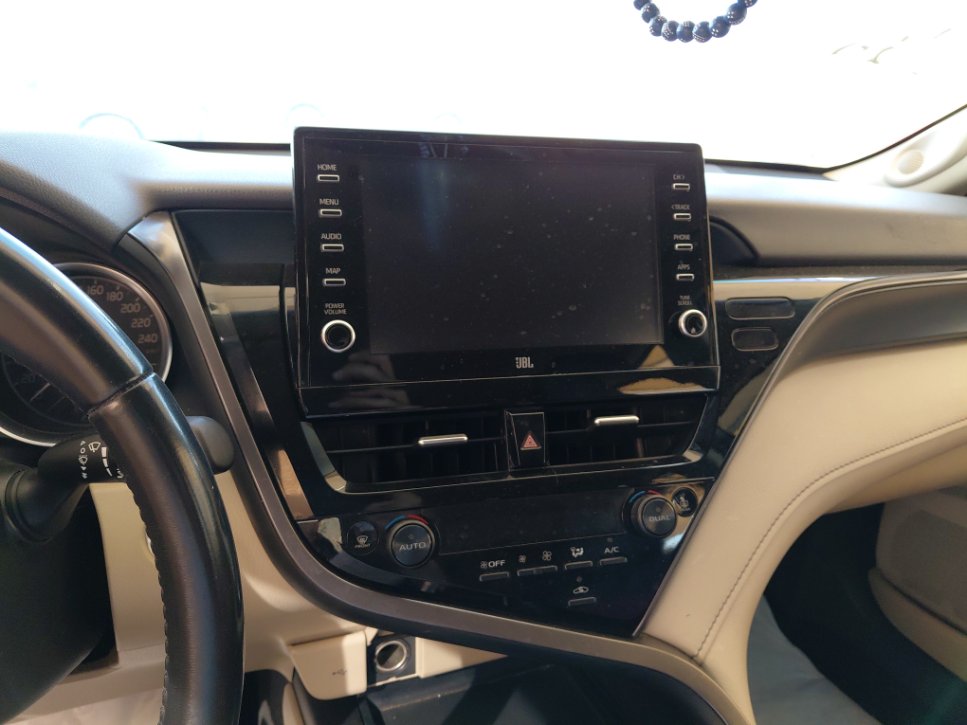 Toyota Camry GLE X 2024 image