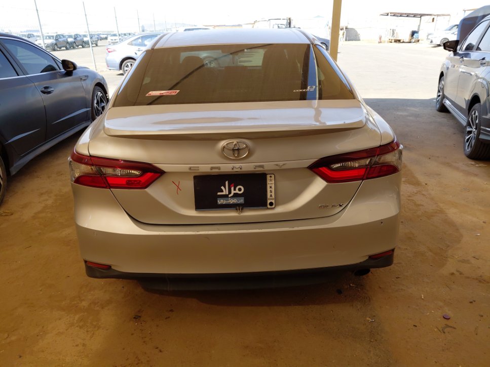 Toyota Camry GLE X 2024 image