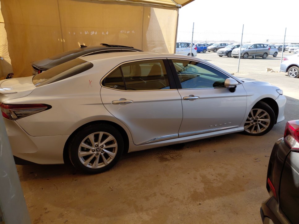 Toyota Camry GLE X 2024 image