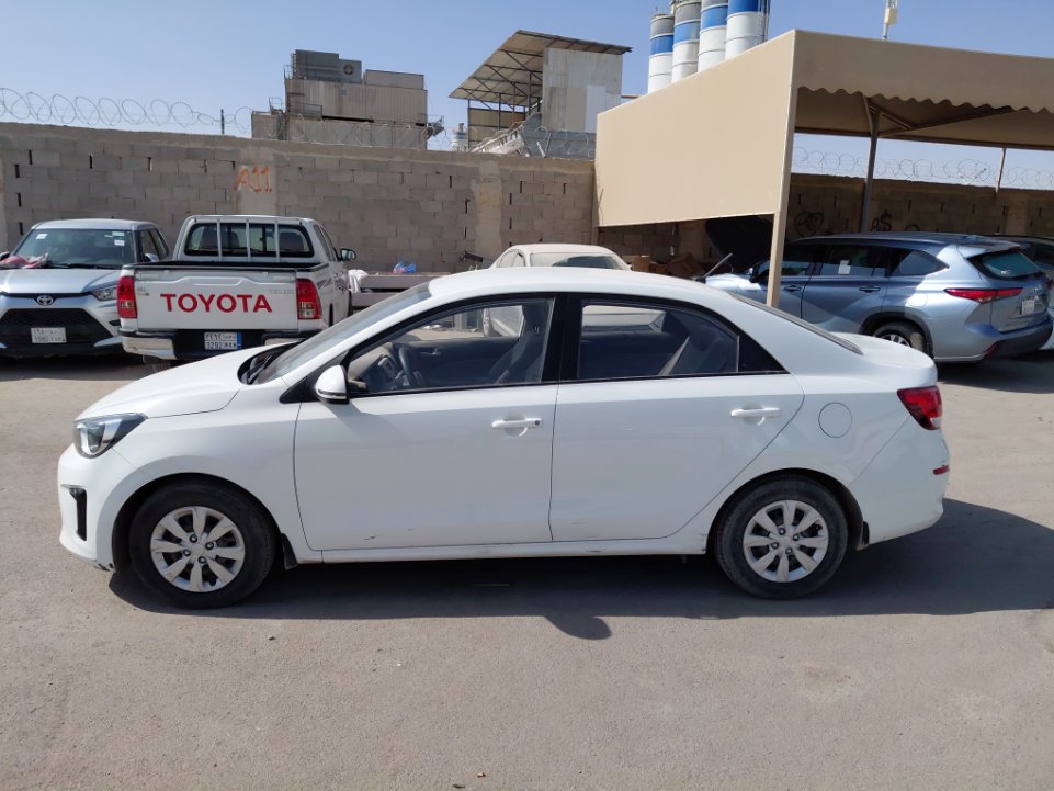 كيا بيجاس LX 2022 image