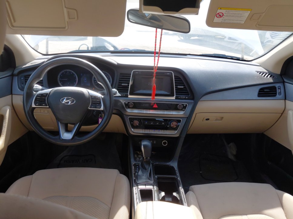 هيونداي سوناتا GL 2019 image