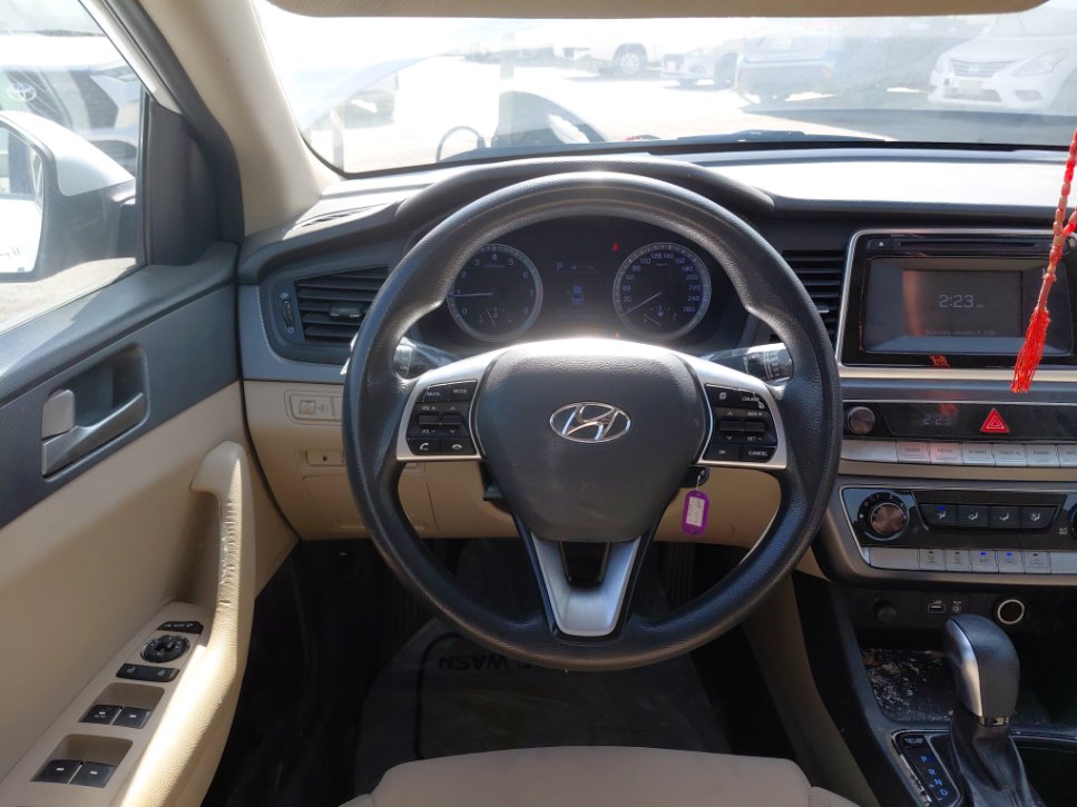 هيونداي سوناتا GL 2019 image