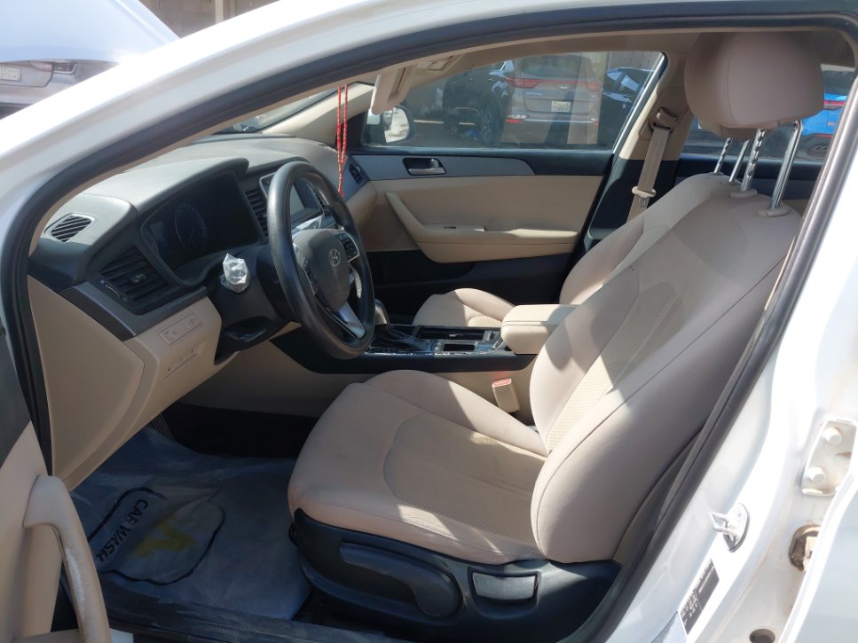 هيونداي سوناتا GL 2019 image