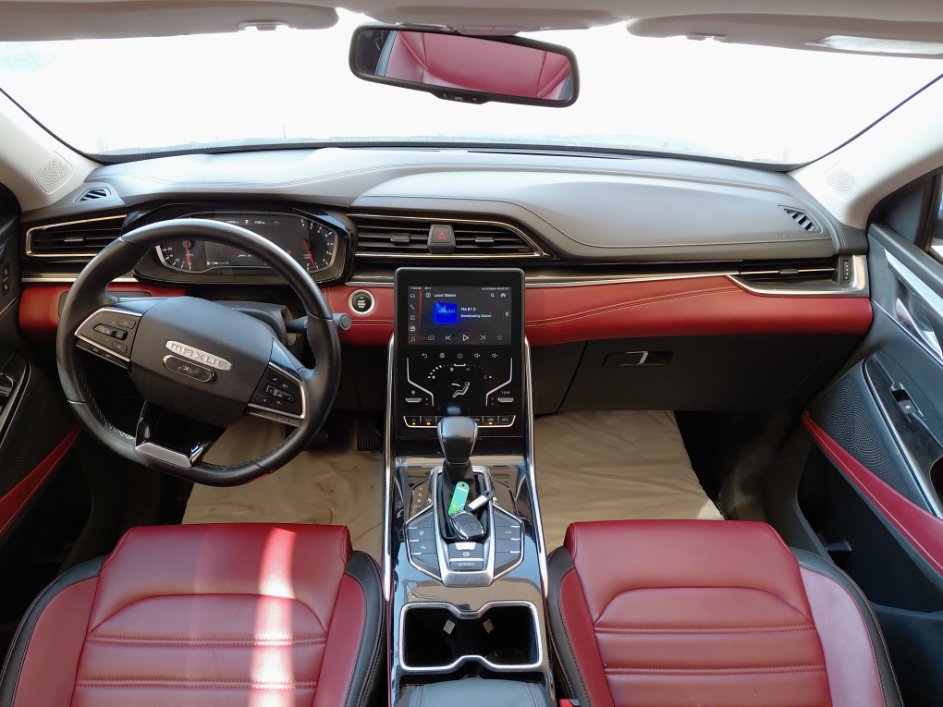 Maxus D60 LUX Sports  2023 image