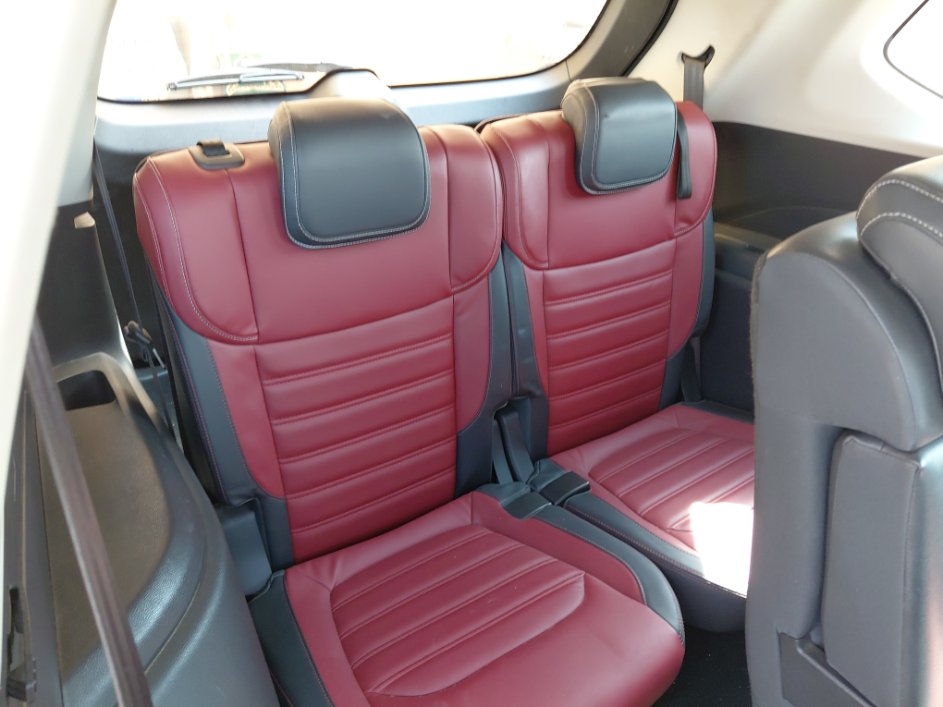 Maxus D60 LUX Sports  2023 image