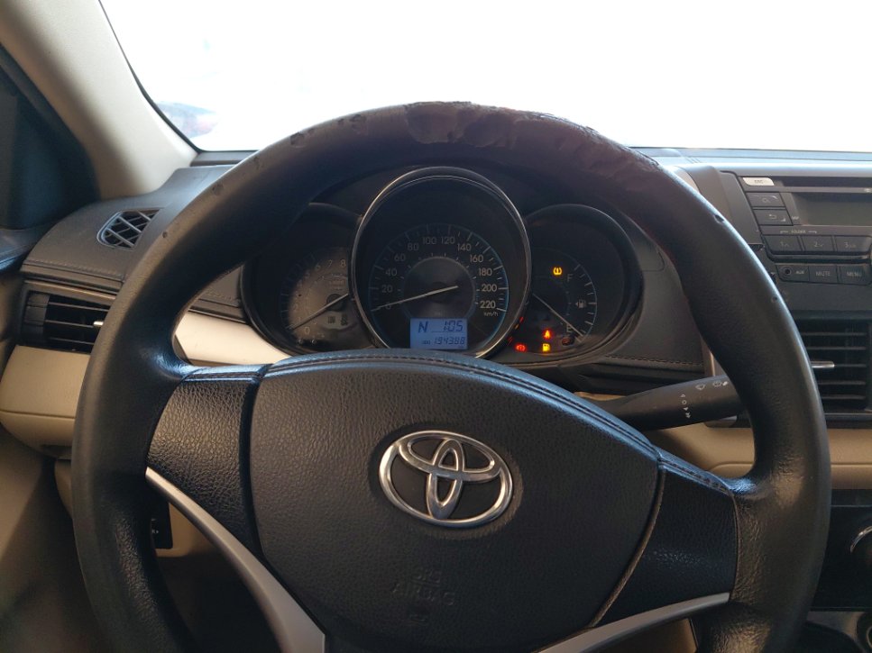 تويوتا يارس Y FLT  2017 image