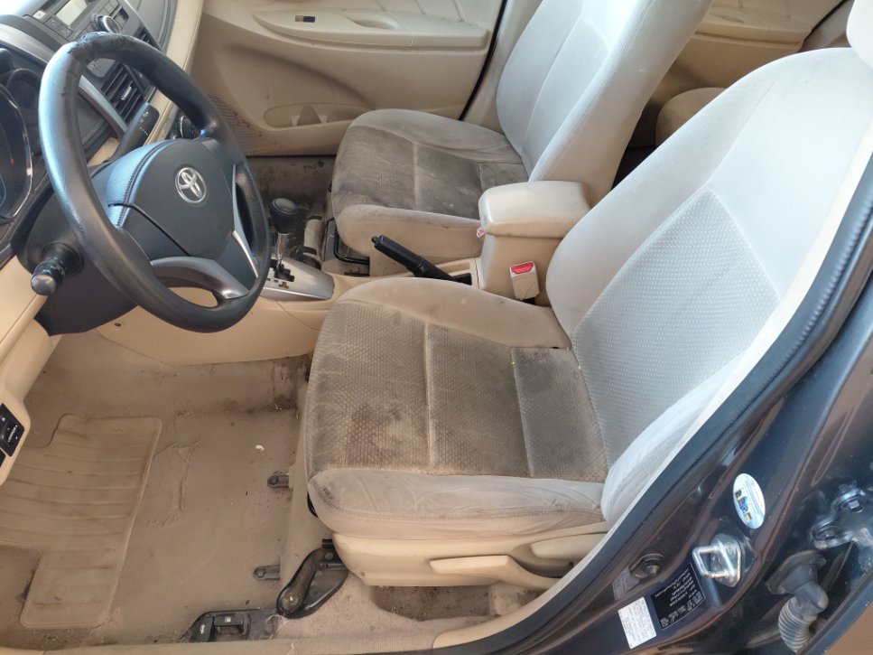 تويوتا يارس Y FLT  2017 image