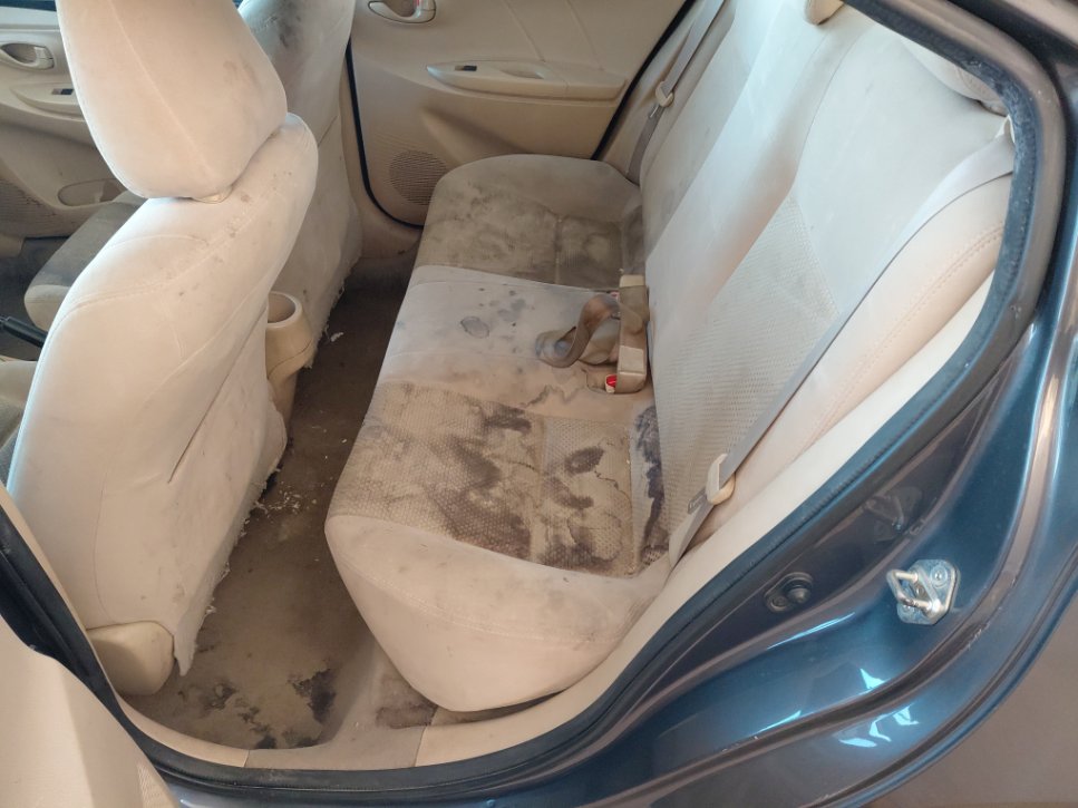 تويوتا يارس Y FLT  2017 image