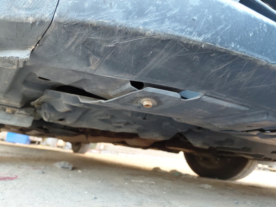 تويوتا يارس Y FLT  2017 image