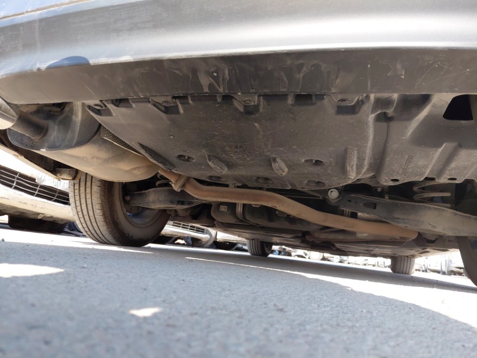 Toyota Camry LE HEV 2024 image