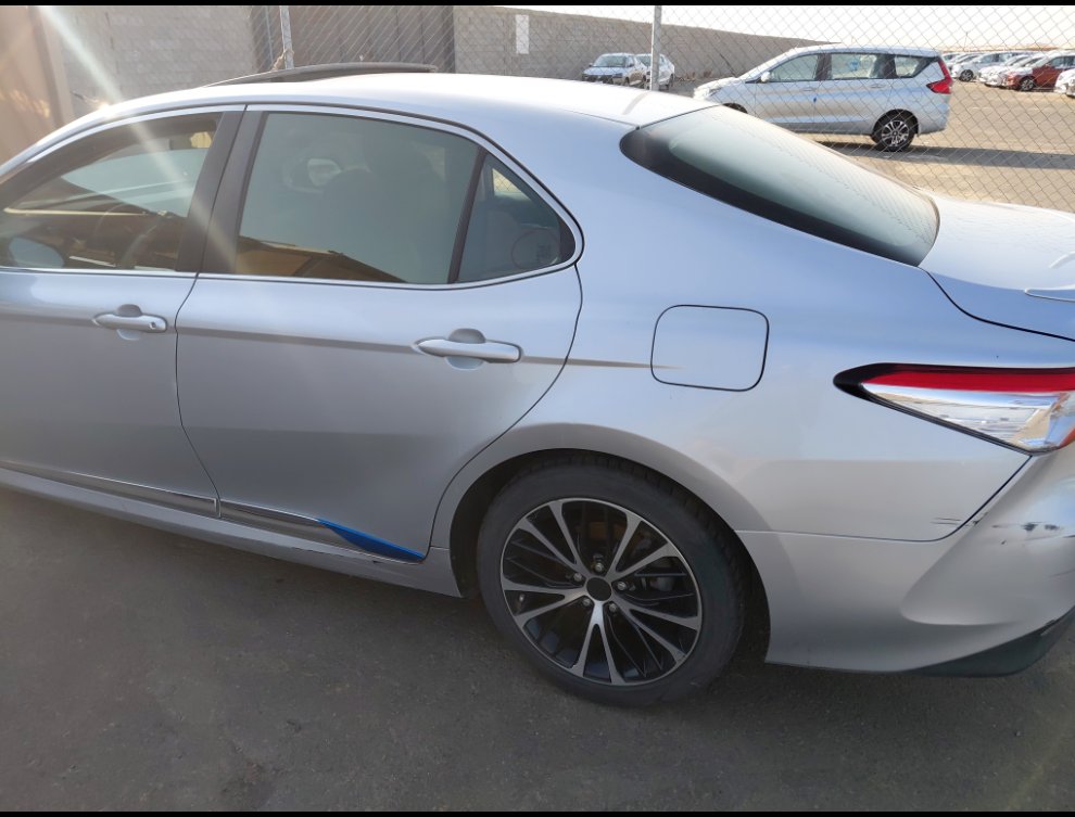 Toyota Camry GLE HEV  2019 image