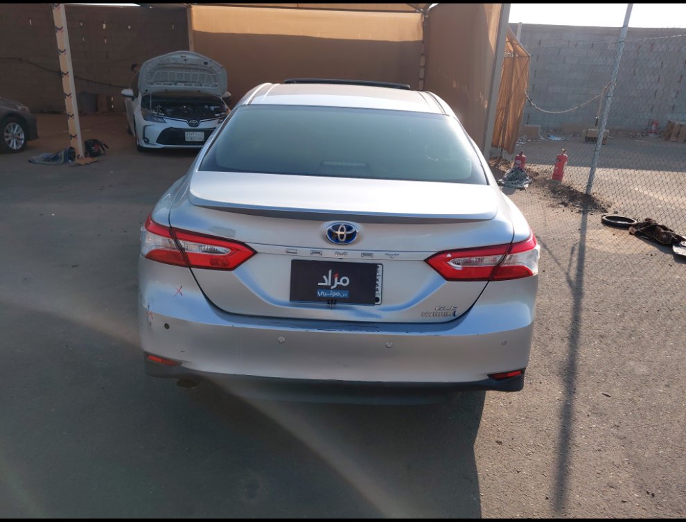 Toyota Camry GLE HEV  2019 image
