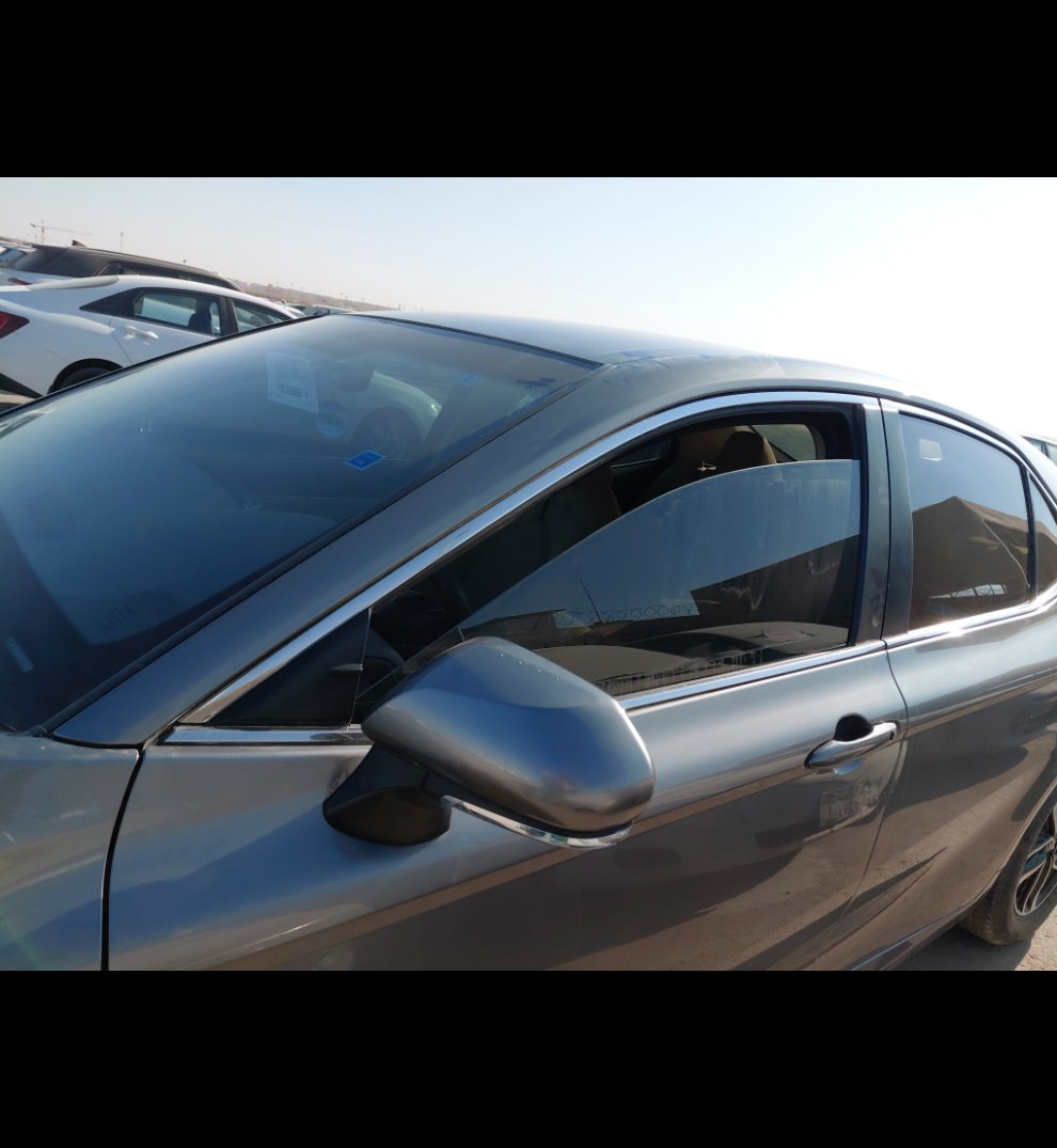 Toyota Camry LE HEV 2024 image