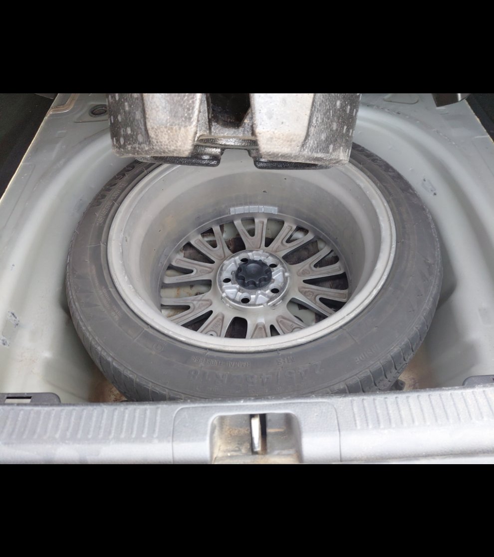 Toyota Camry GLE HEV  2019 image