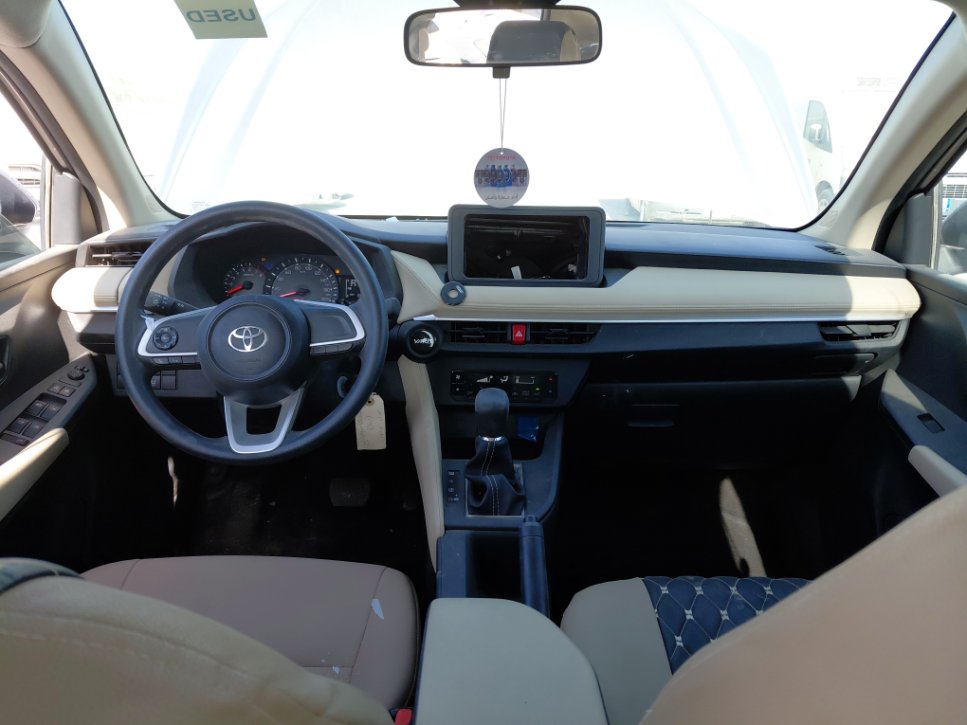 Toyota Yaris Y 2023 image