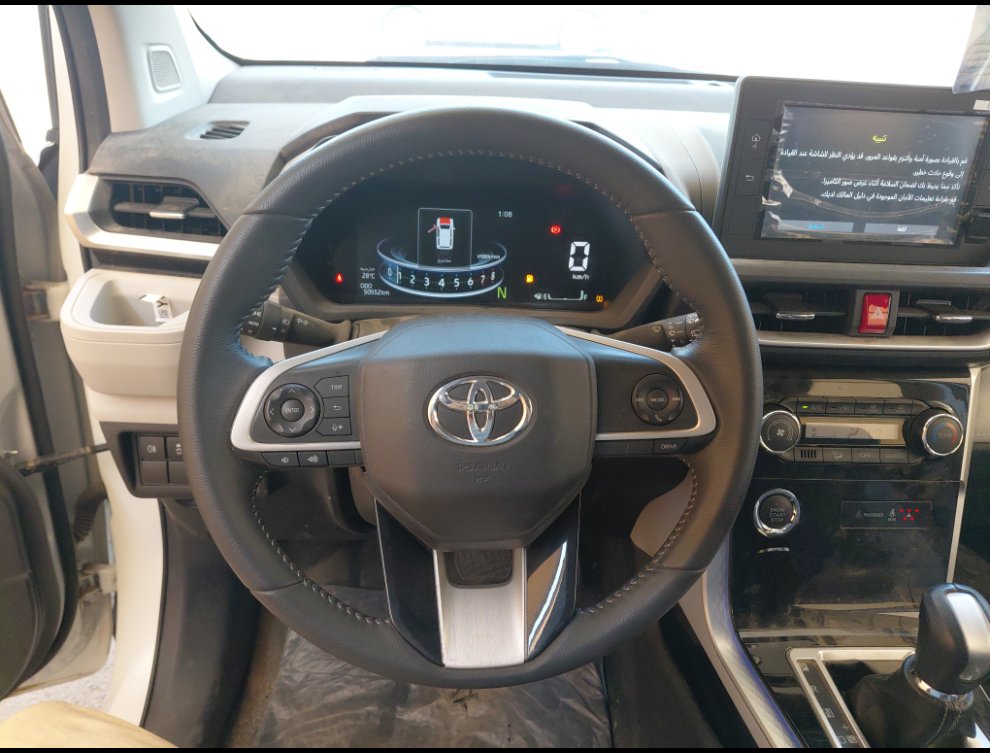 تويوتا فيلوز GLX 2024 image